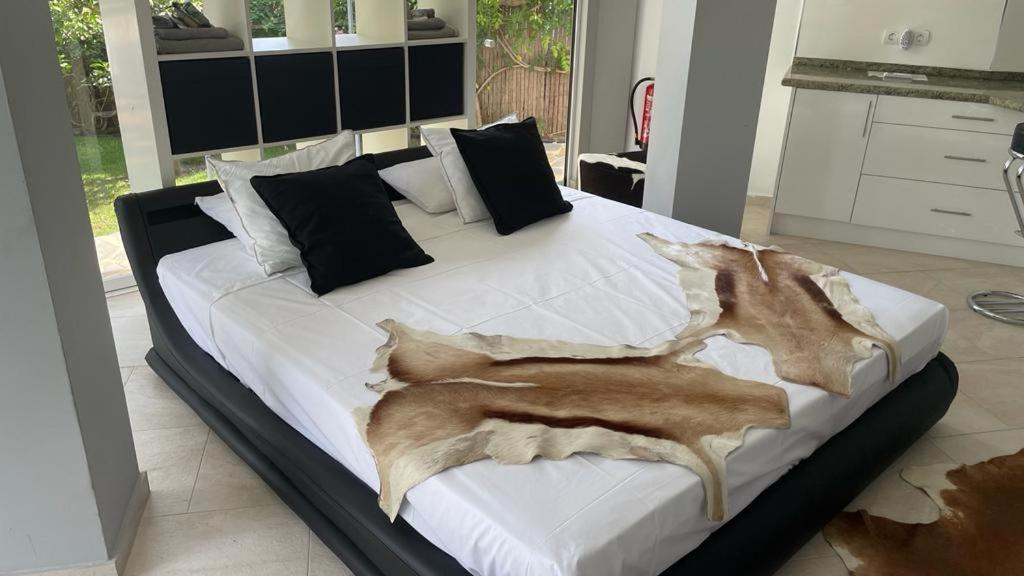 Luxury Villa With Swimming Pool And Jacuzzi Marbella Buitenkant foto