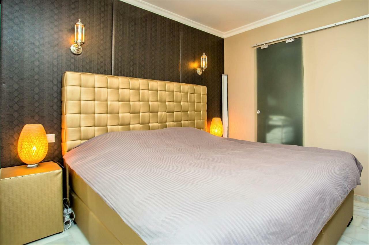 Luxury Villa With Swimming Pool And Jacuzzi Marbella Buitenkant foto