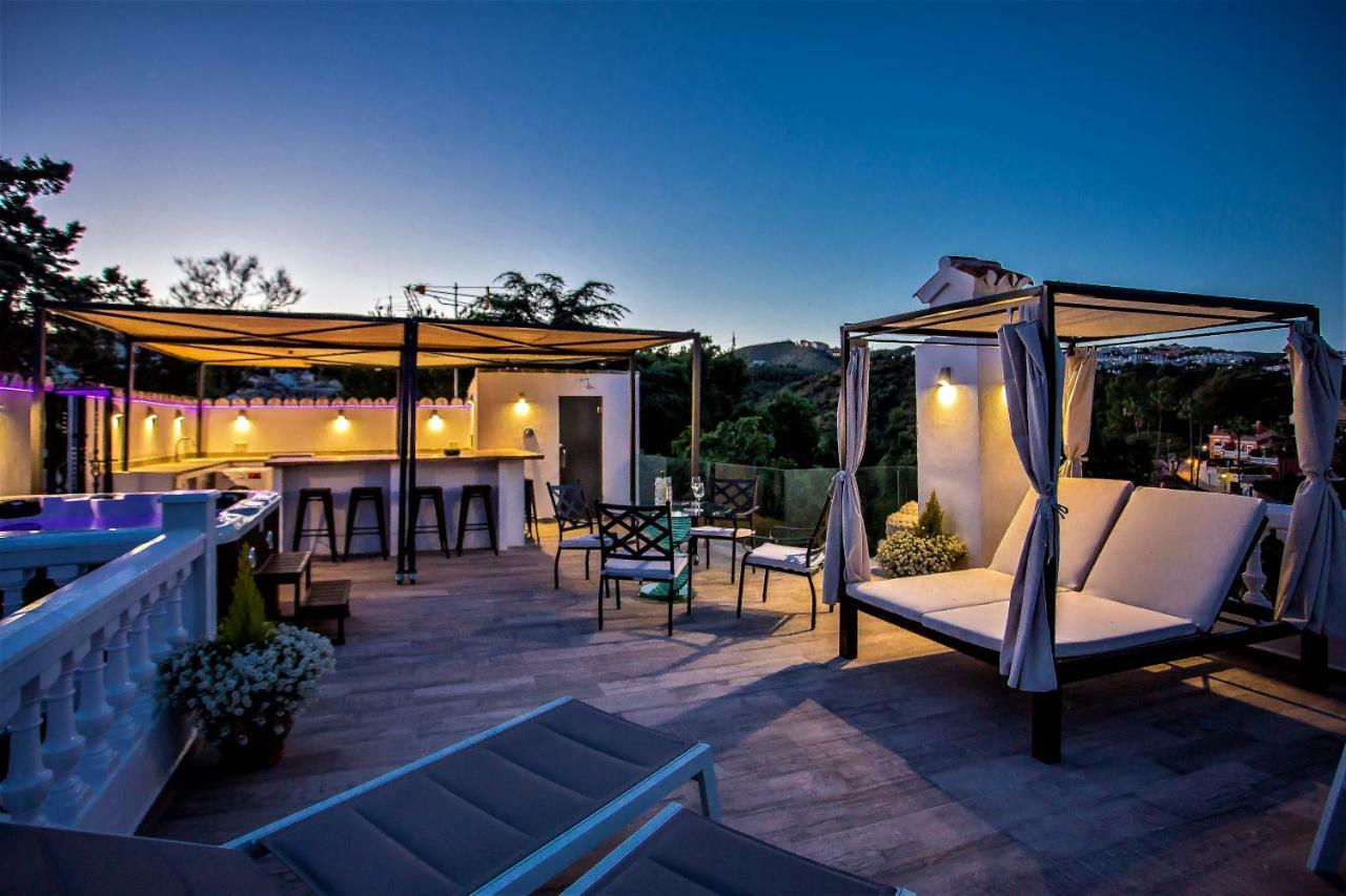 Luxury Villa With Swimming Pool And Jacuzzi Marbella Buitenkant foto