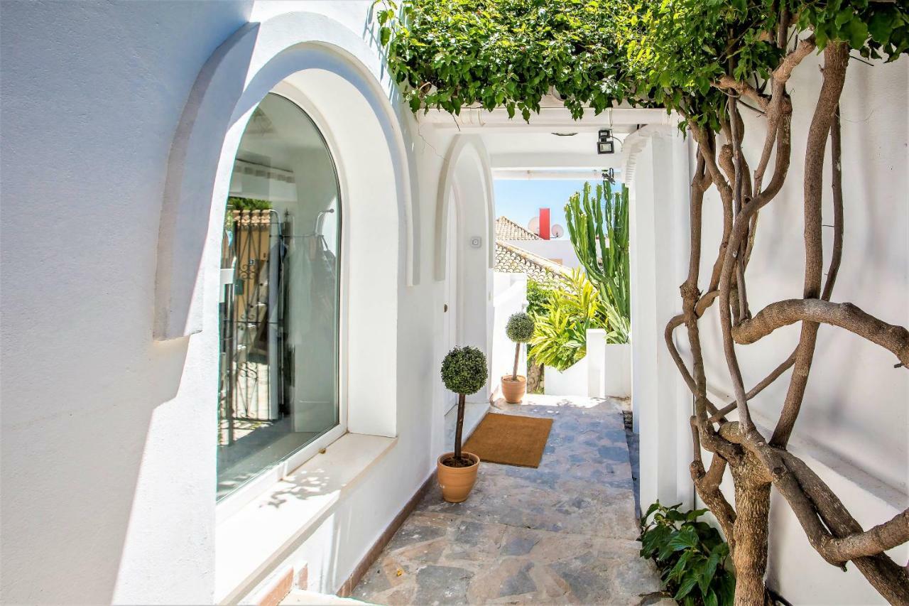 Luxury Villa With Swimming Pool And Jacuzzi Marbella Buitenkant foto